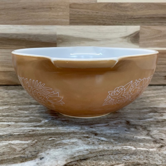 Pyrex Woodland Cinderella Bowl #443 Mixing Serving Nesting Classic Vintage - Picture 2 of 12